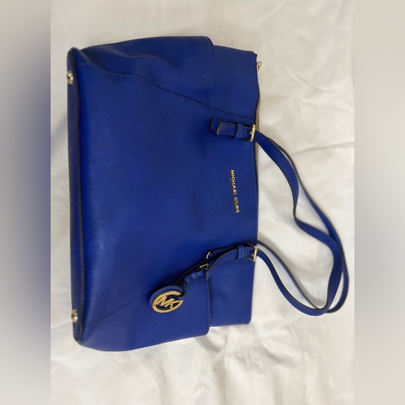 Michael Kors Blue Tote Bag - Picture 5 of 14